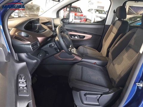 Peugeot e-Rifter e-Rifter GT Standard 100kW