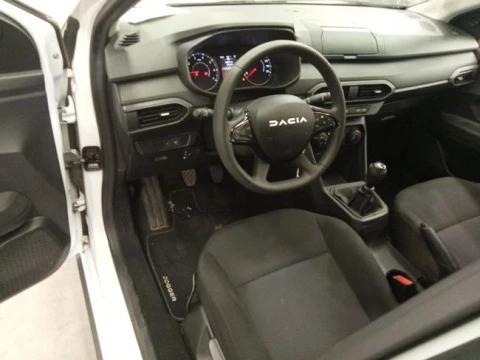 Dacia Jogger Essential 74kW (100CV) ECO-G 5 plazas