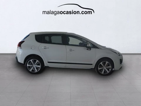 Peugeot 3008 Allure 1.2 PureTech 130 S&S