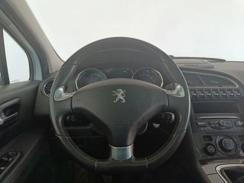 Peugeot 3008 Allure 1.2 PureTech 130 S&S