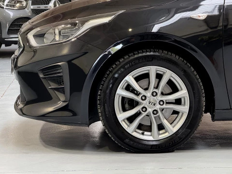 Kia Ceed 1.0 T-GDi 88kW (120CV) Concept