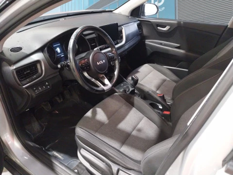 Kia Stonic 1.0 T-GDi 74kW (100CV) MHEV iMT Concept
