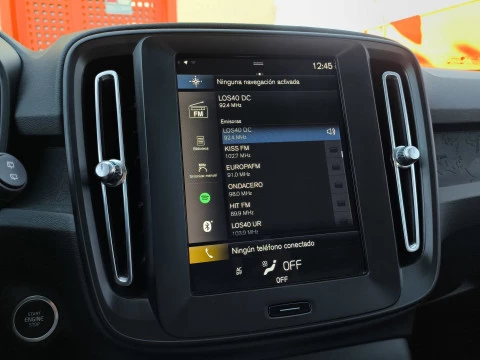 Volvo XC40 T2 Essential Auto 95 kW (129 CV)