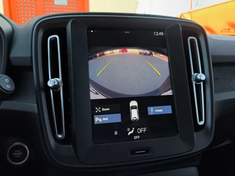 Volvo XC40 T2 Essential Auto 95 kW (129 CV)