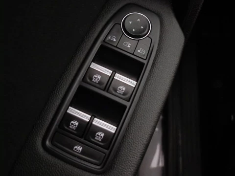 Renault Captur   TCe Techno 67kW