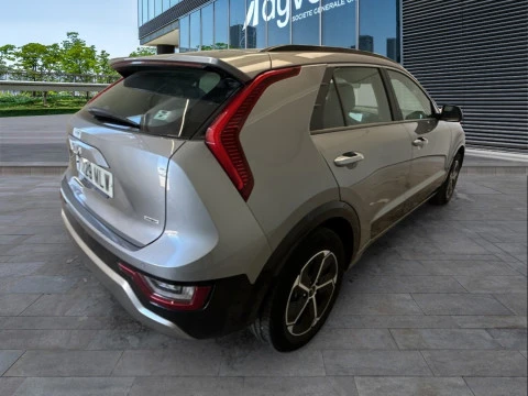 Kia Niro 1.6 GDi PHEV 135kW (183CV) Drive