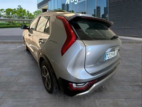 Kia Niro 1.6 GDi PHEV 135kW (183CV) Drive