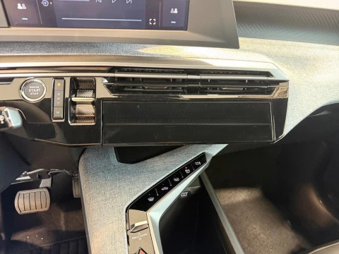 Peugeot 3008 Hybrid 1.2 107KW Allure eDCS6