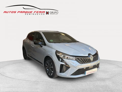 Renault Clio Techno TCe 90 (67kw)