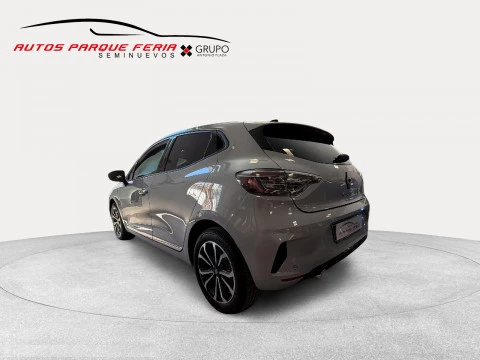 Renault Clio Techno TCe 90 (67kw)