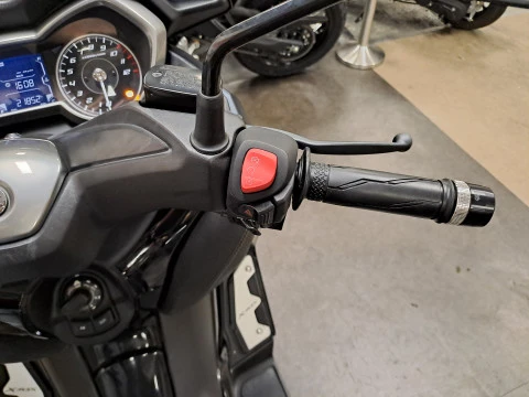 Yamaha XMAX 125 Tech Max DARK PETROL Yamaha XMAX 125 Tech Max DARK PETROL