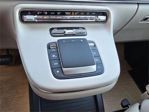 Mercedes-Benz Clase V 220 d Avantgarde Largo