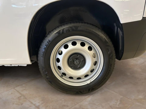 Peugeot Partner Standard 600kg BlueHDi 73kW