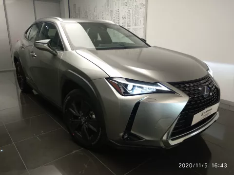 Lexus UX 2.0 250h Business Navigation Lexus UX 2.0 250h Business Navigation