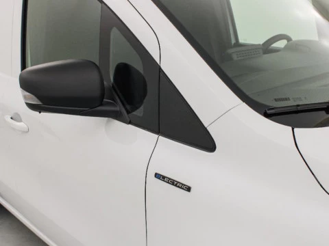 Mercedes-Benz Citan BEV 45KWH 112 ECITAN PRO SWB AUTO 122 4P