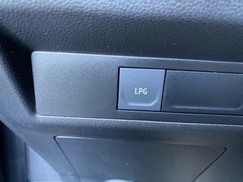 Renault Captur techno Eco-G 100cv (74 kW)