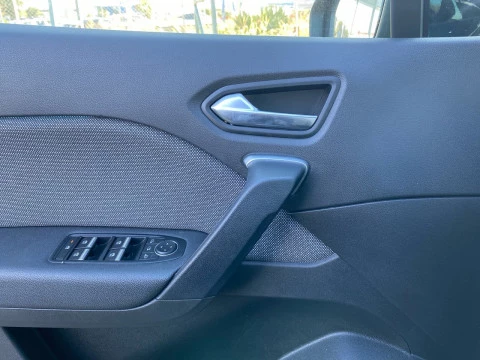 Renault Captur techno Eco-G 100cv (74 kW)