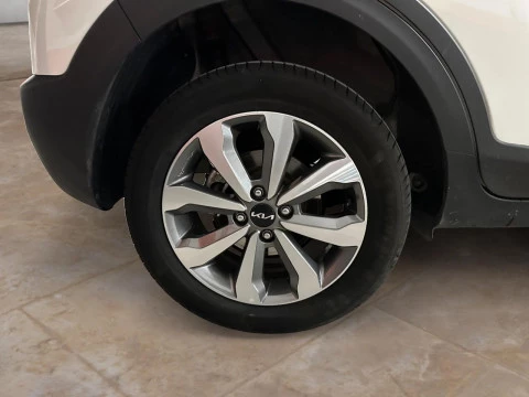 Kia Stonic 1.0 T-GDi 74kW (100CV) MHEV MT Concept