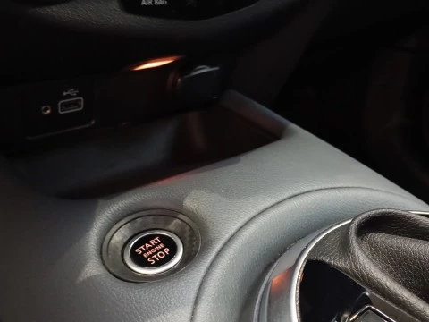 Nissan Juke   1.0 DIG-T N-Connecta 4x2 DCT 7 114