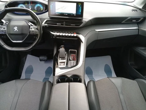 Peugeot 3008 Hybrid 225 e-EAT8 Allure Pack