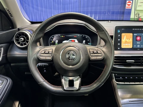 MG EHS 1.5 T-GDI PHEV Luxury 190 kW (258 CV)