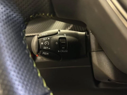 Peugeot 208 PureTech 73kW (100CV) GT