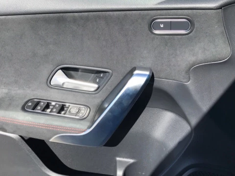 Mercedes-Benz Clase A  180 Compacto