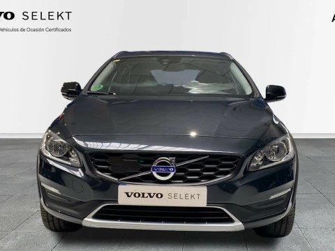 Volvo V60 Cross Country familiar 2.0 D3 MOMENTUM 5P