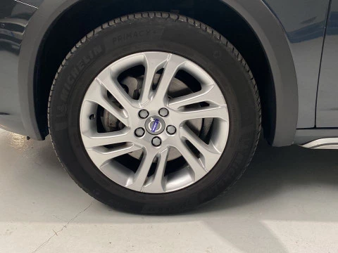 Volvo V60 Cross Country familiar 2.0 D3 MOMENTUM 5P