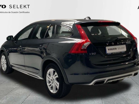 Volvo V60 Cross Country familiar 2.0 D3 MOMENTUM 5P