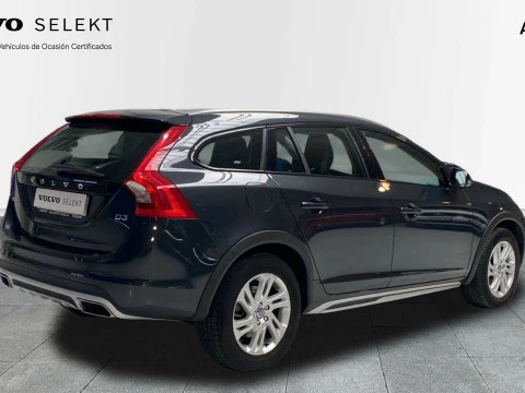 Volvo V60 Cross Country familiar 2.0 D3 MOMENTUM 5P