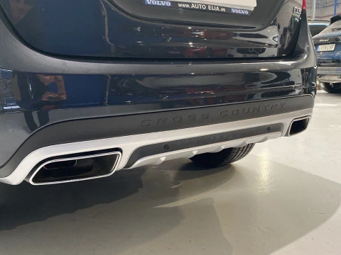Volvo V60 Cross Country familiar 2.0 D3 MOMENTUM 5P