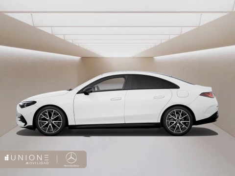 Mercedes-Benz Clase CLA  220 con tecnología híbrida