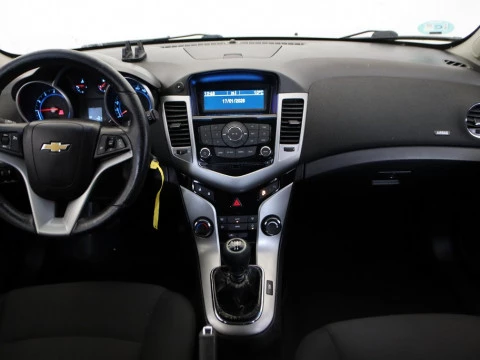 Chevrolet CRUZE sedan 1.6 LS+ CLIMA 4P