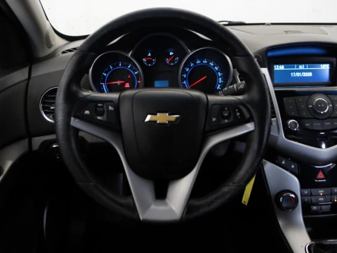 Chevrolet CRUZE sedan 1.6 LS+ CLIMA 4P