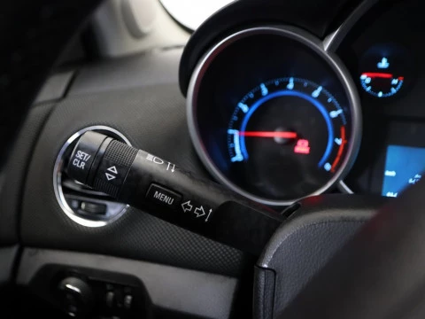 Chevrolet CRUZE sedan 1.6 LS+ CLIMA 4P