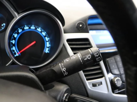 Chevrolet CRUZE sedan 1.6 LS+ CLIMA 4P