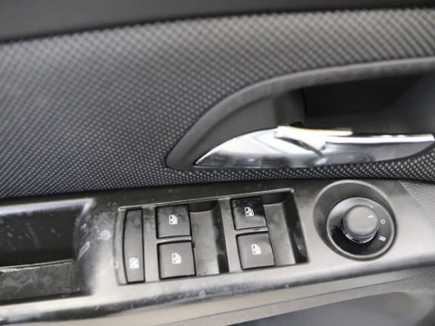 Chevrolet CRUZE sedan 1.6 LS+ CLIMA 4P