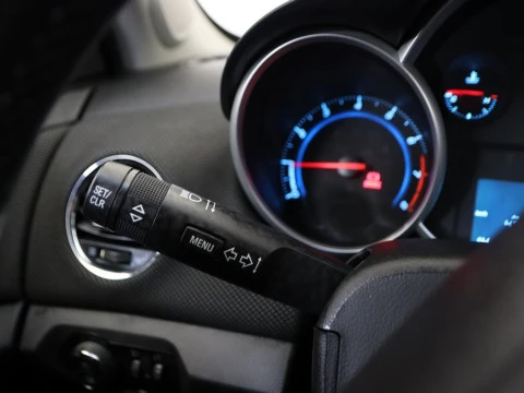 Chevrolet CRUZE sedan 1.6 LS+ CLIMA 4P