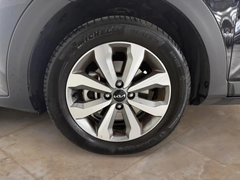 Kia Stonic 1.0 T-GDi 74kW (100CV) MHEV MT Concept