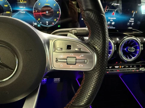 Mercedes-Benz GLA GLA 200 D