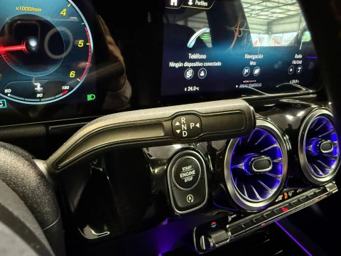 Mercedes-Benz GLA GLA 200 D