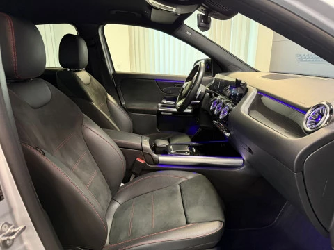 Mercedes-Benz GLA GLA 200 D