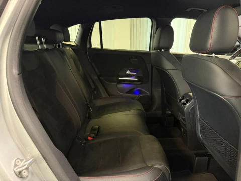 Mercedes-Benz GLA GLA 200 D