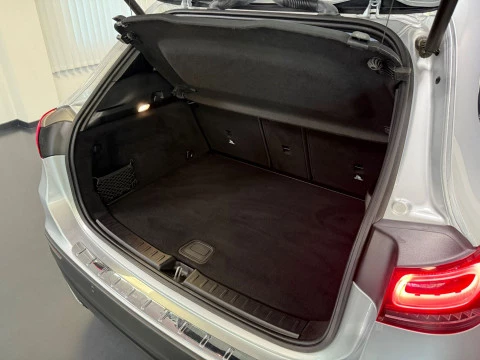 Mercedes-Benz GLA GLA 200 D