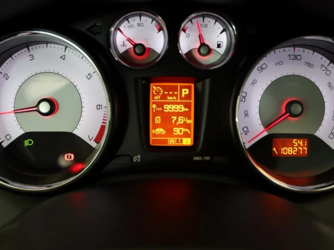 Peugeot 308 familiar 1.6 THP 156BHP AUTO ACTIVE SW 5P