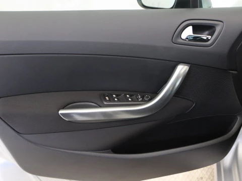 Peugeot 308 familiar 1.6 THP 156BHP AUTO ACTIVE SW 5P