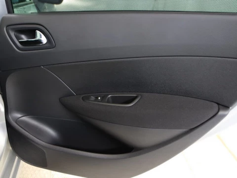 Peugeot 308 familiar 1.6 THP 156BHP AUTO ACTIVE SW 5P