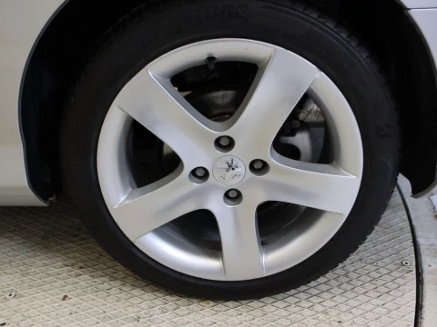 Peugeot 308 familiar 1.6 THP 156BHP AUTO ACTIVE SW 5P