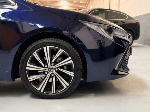 Toyota Corolla 1.8 125H STYLE E-CVT TOURING SPORT